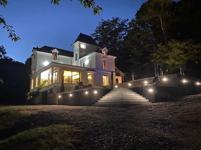 LA VILLA AUBIN belle demeure avec vue sur Paris Montmorency Extérieur photo
