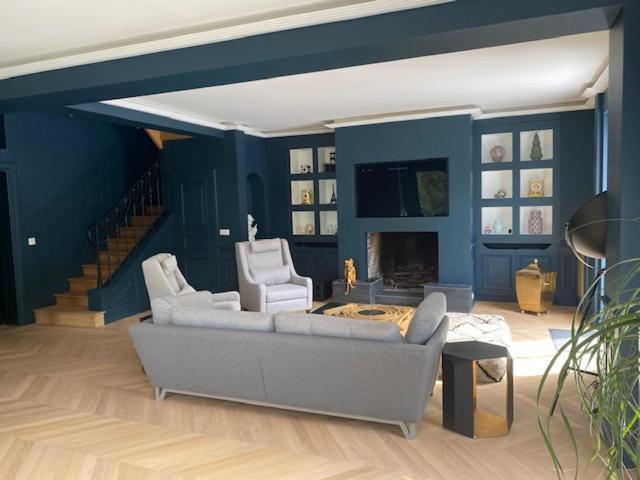 LA VILLA AUBIN belle demeure avec vue sur Paris Montmorency Extérieur photo