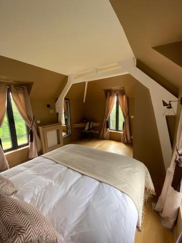 LA VILLA AUBIN belle demeure avec vue sur Paris Montmorency Extérieur photo